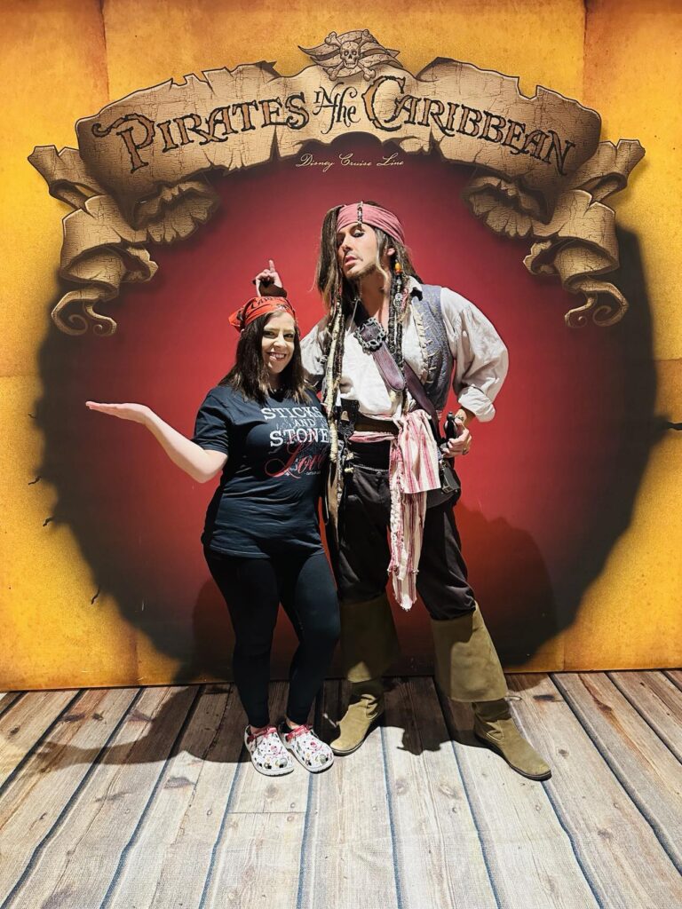 autumn standing with jack sparrow